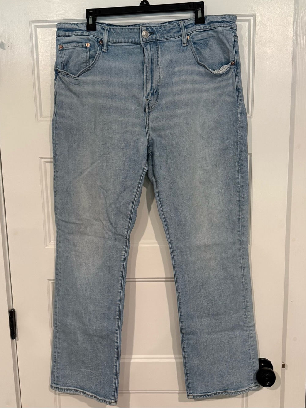 American Eagle Outfitters Light Blue Straight Jeans 38x32